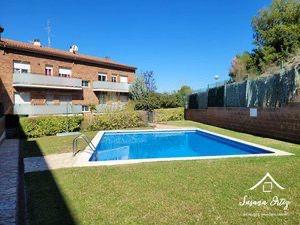 Swimming pool of Flat for sale in Masquefa  with Terrace