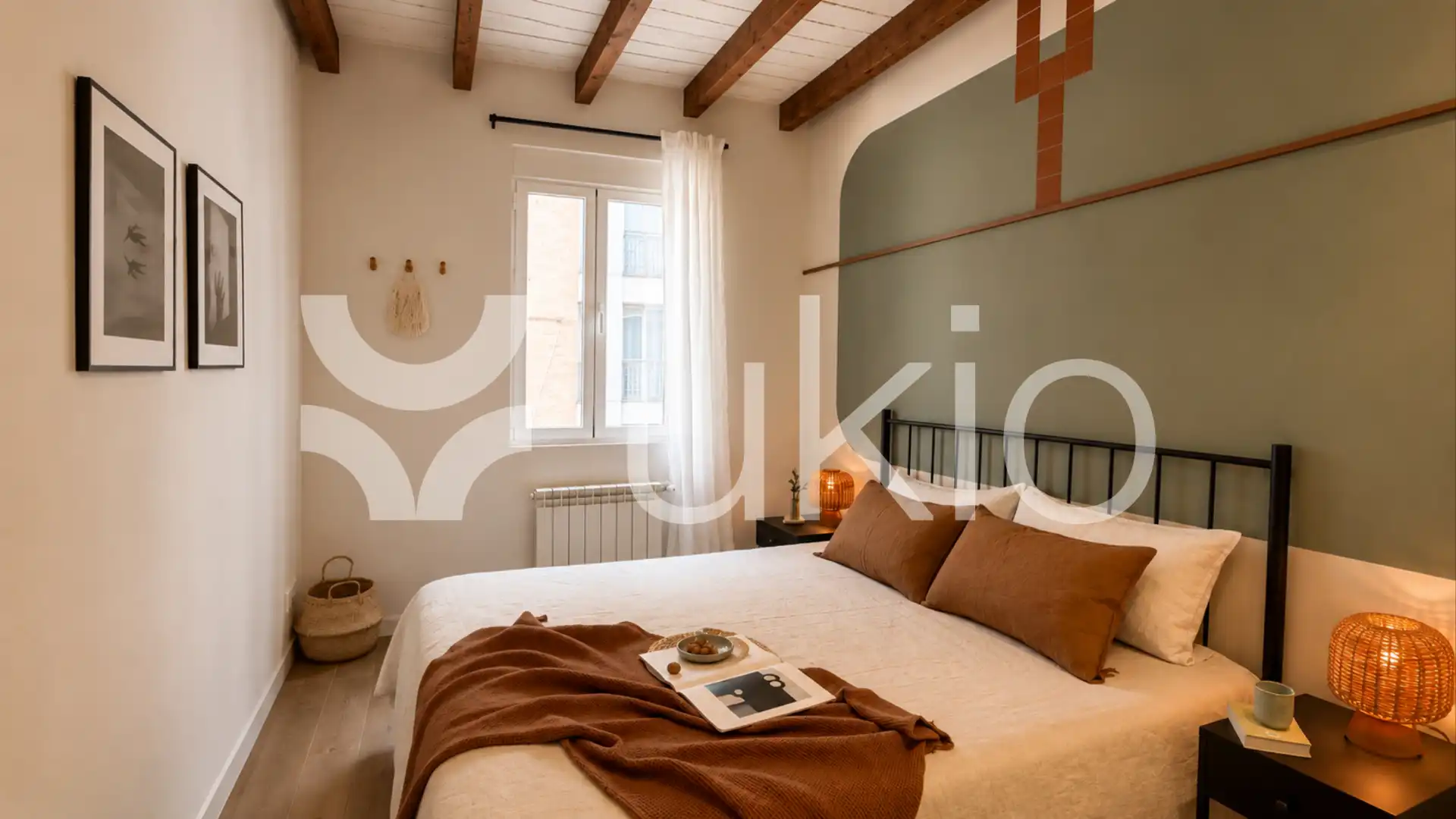 Bedroom of Apartments for rent in Madrid  with Air Conditioner, Heating and Furnished