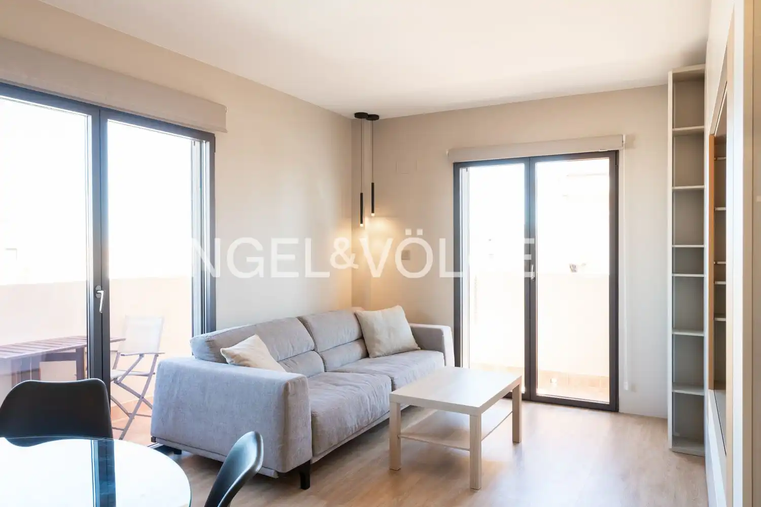 Sala de estar de Piso de alquiler en Valencia con Aire acondicionado, Calefacción y Jardín privado