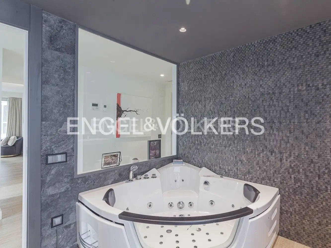 Bathroom of Attic for sale in Sant Cugat del Vallès  with Air Conditioner, Heating and Private garden