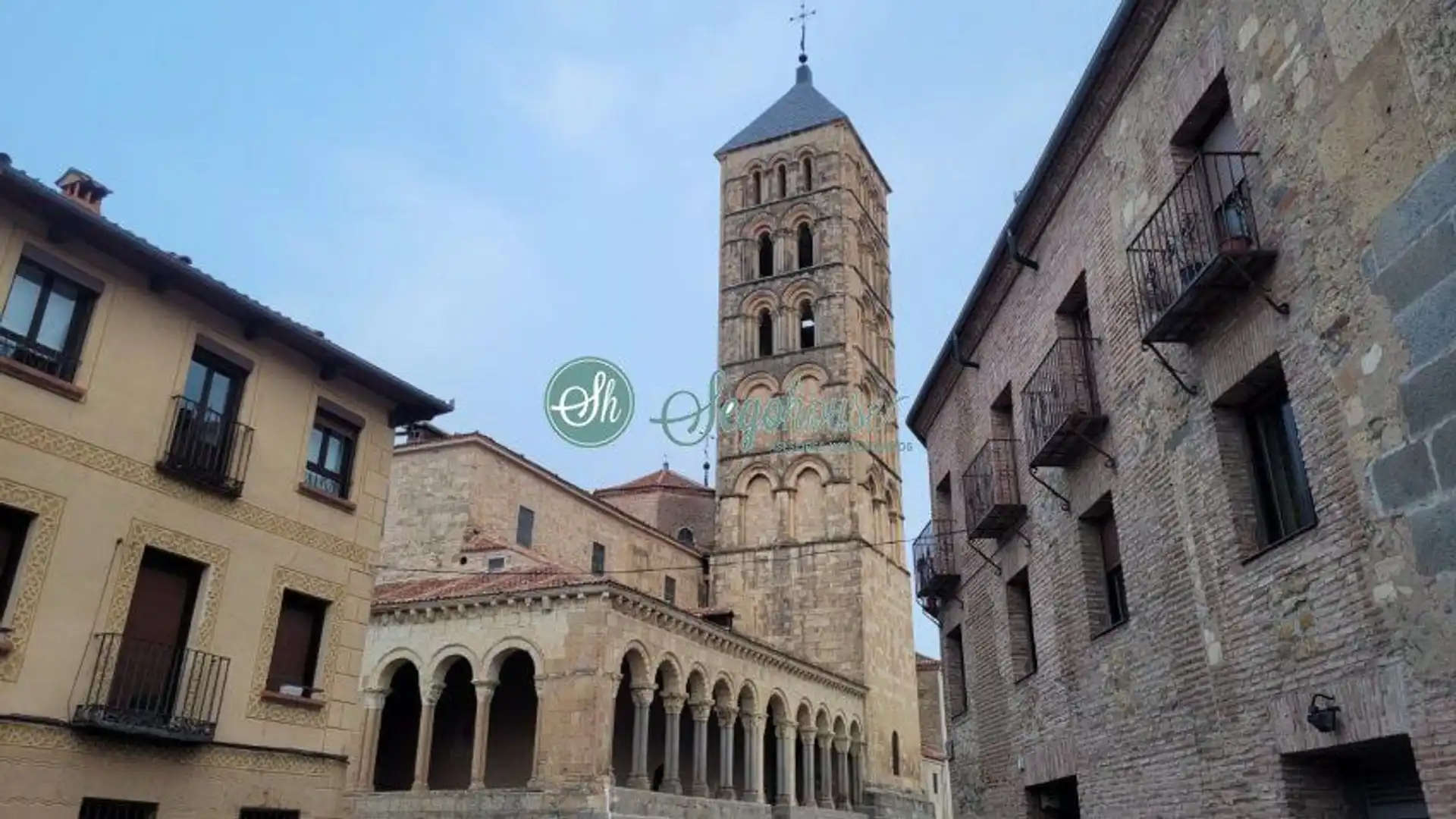 Vista exterior de Pis en venda en Segovia Capital amb Calefacció