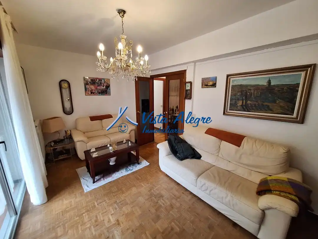 Wohnzimmer von Wohnung zum Verkauf in Haro mit Heizung, Terrasse und Möbliert