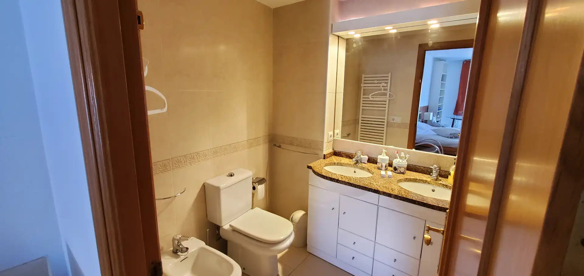 Bathroom of Apartments for sale in L'Escala  with Heating, Terrace and Furnished
