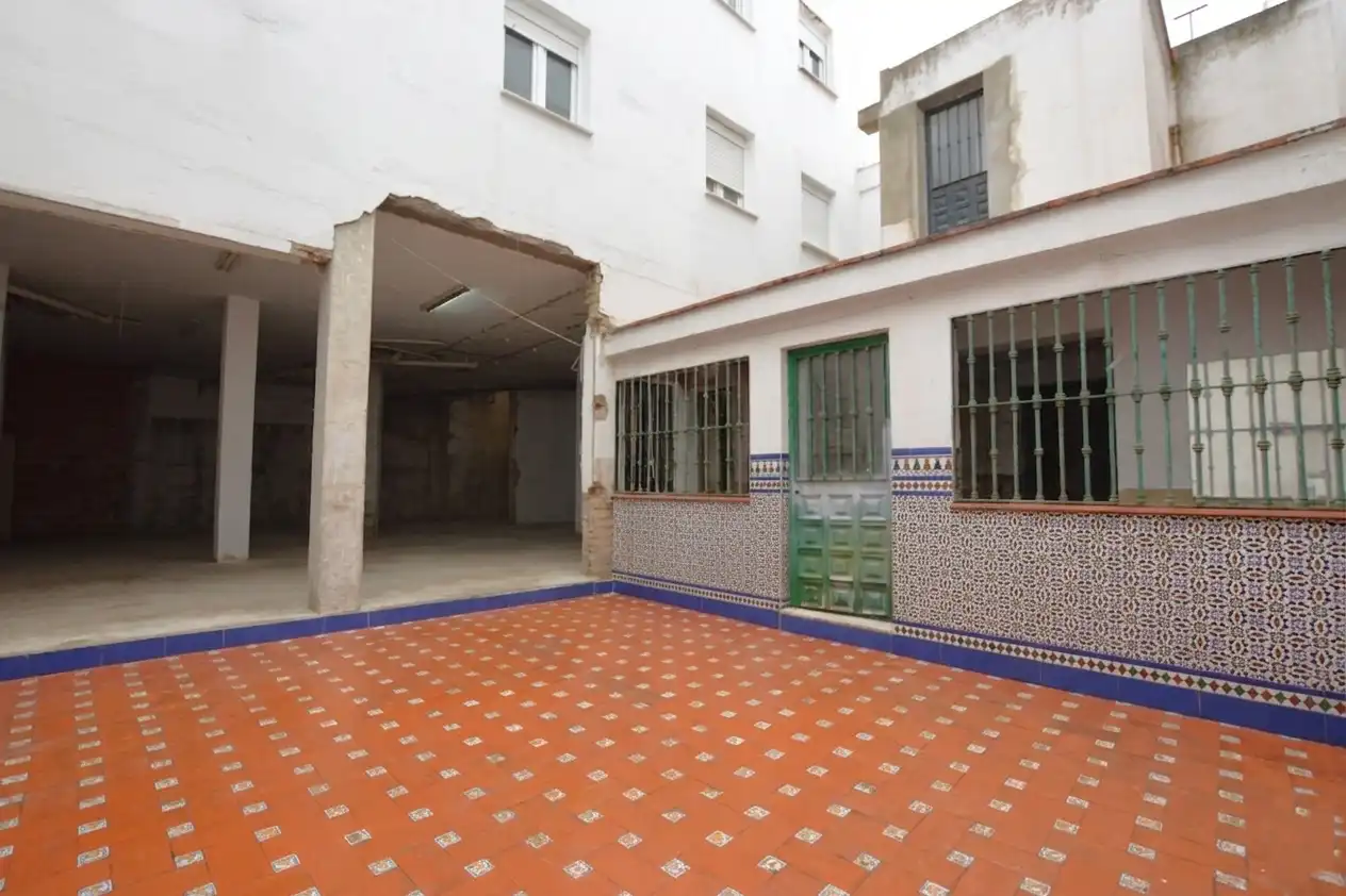 Buildings for sale in Sevilla