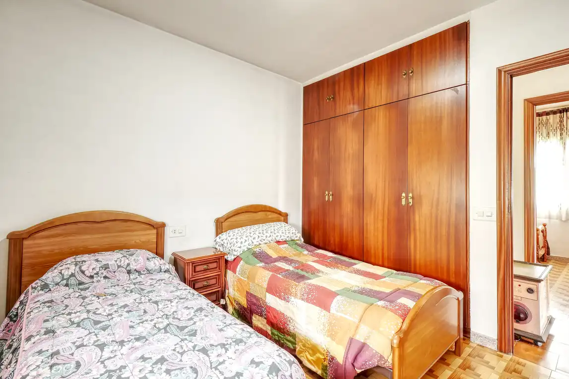 Dormitori de Casa o xalet en venda en Baralla amb Calefacció, Jardí privat i Terrassa