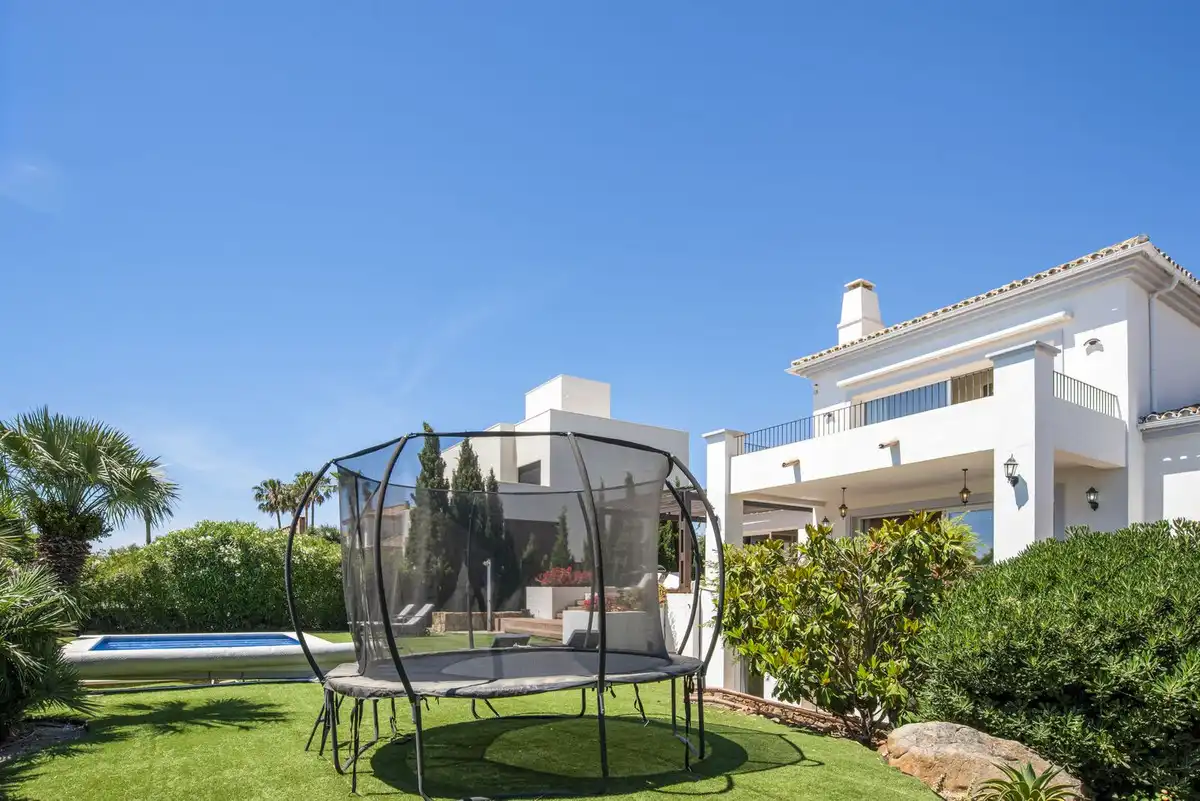 Jardín de Casa o chalet en venta en Manilva con Aire acondicionado, Jardín privado y Terraza