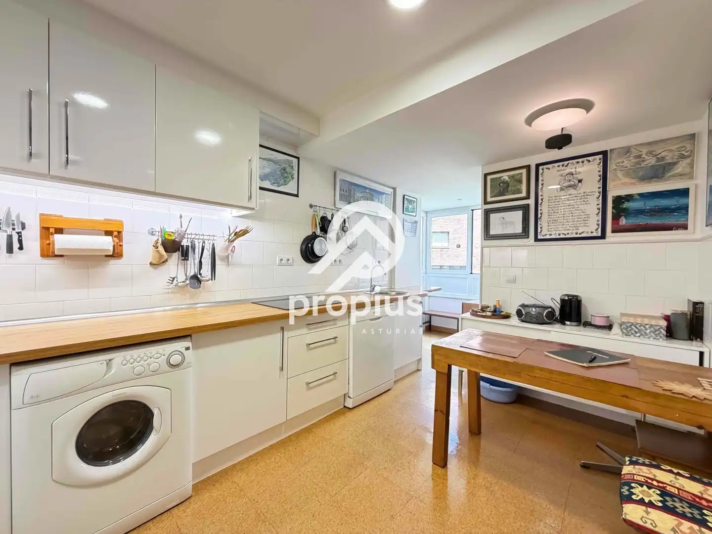 Exterior view of Flat for sale in Oviedo   with Heating, Parquet flooring and Oven