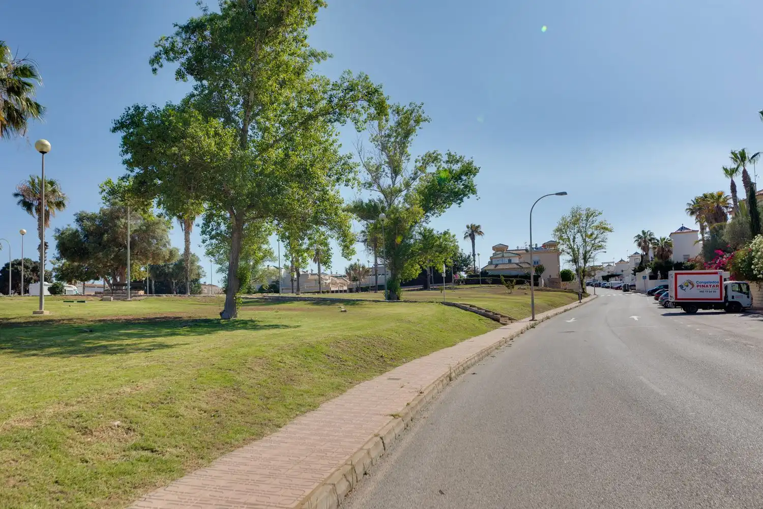 Vista exterior de Estudi en venda en Torrevieja amb Aire condicionat, Terrassa i Traster