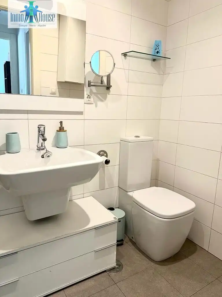 Badezimmer von Wohnungen zur Miete in La Milagrosa
