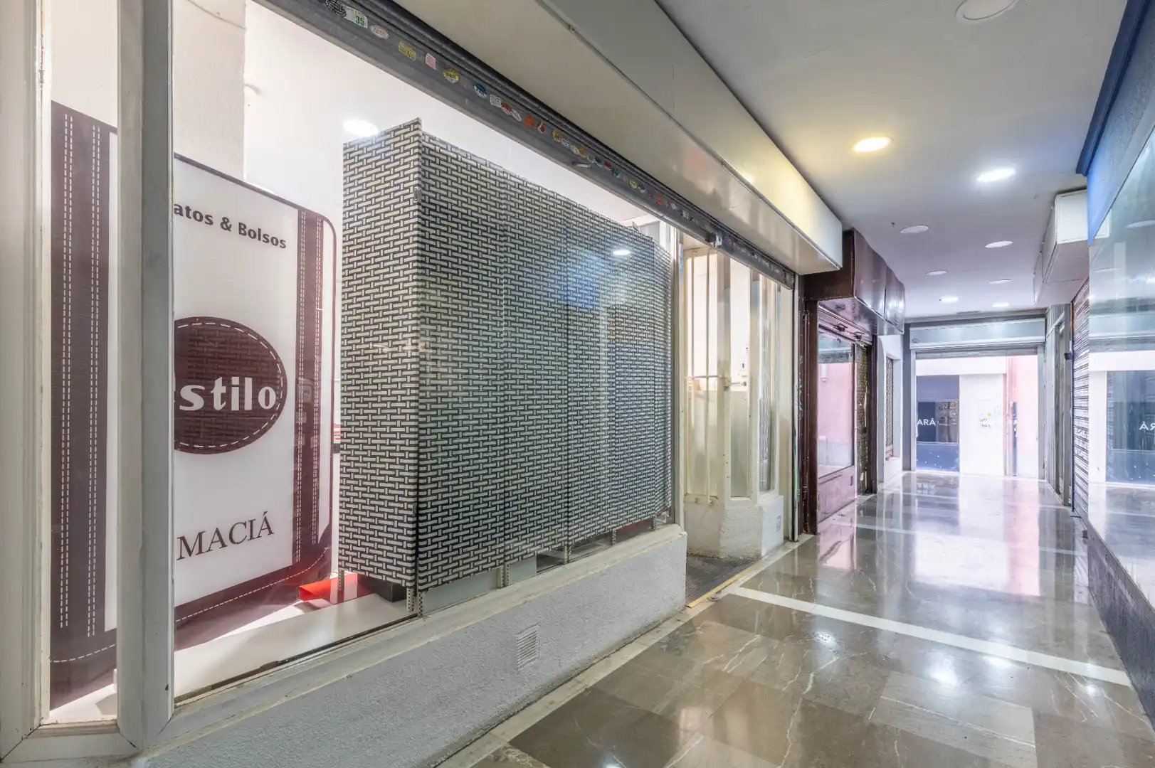 Local comercial en venta en Calle Mesones 33, imagen 5