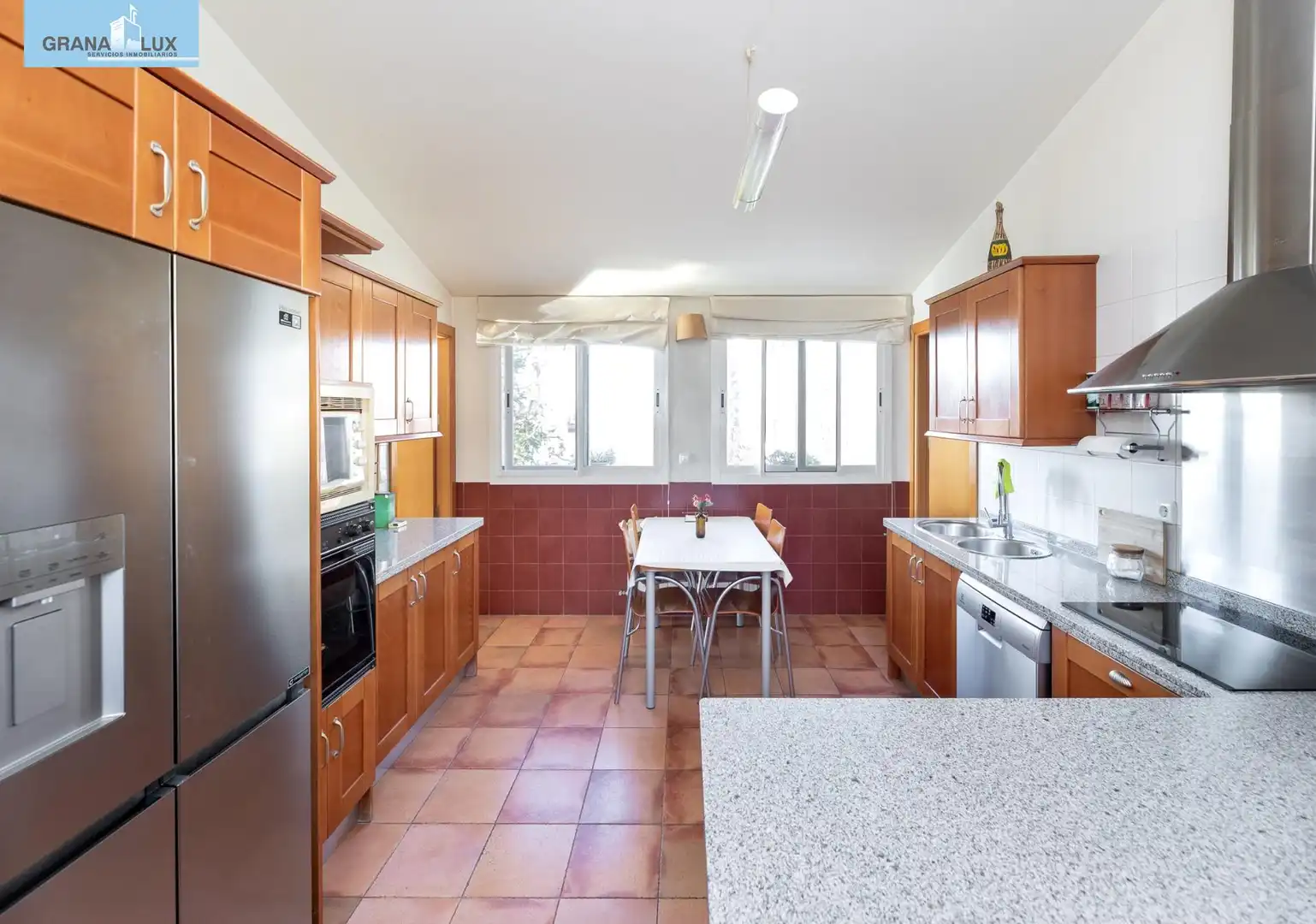 Villa con piscina in vendita a Calle de las Adelfas, imagen 15