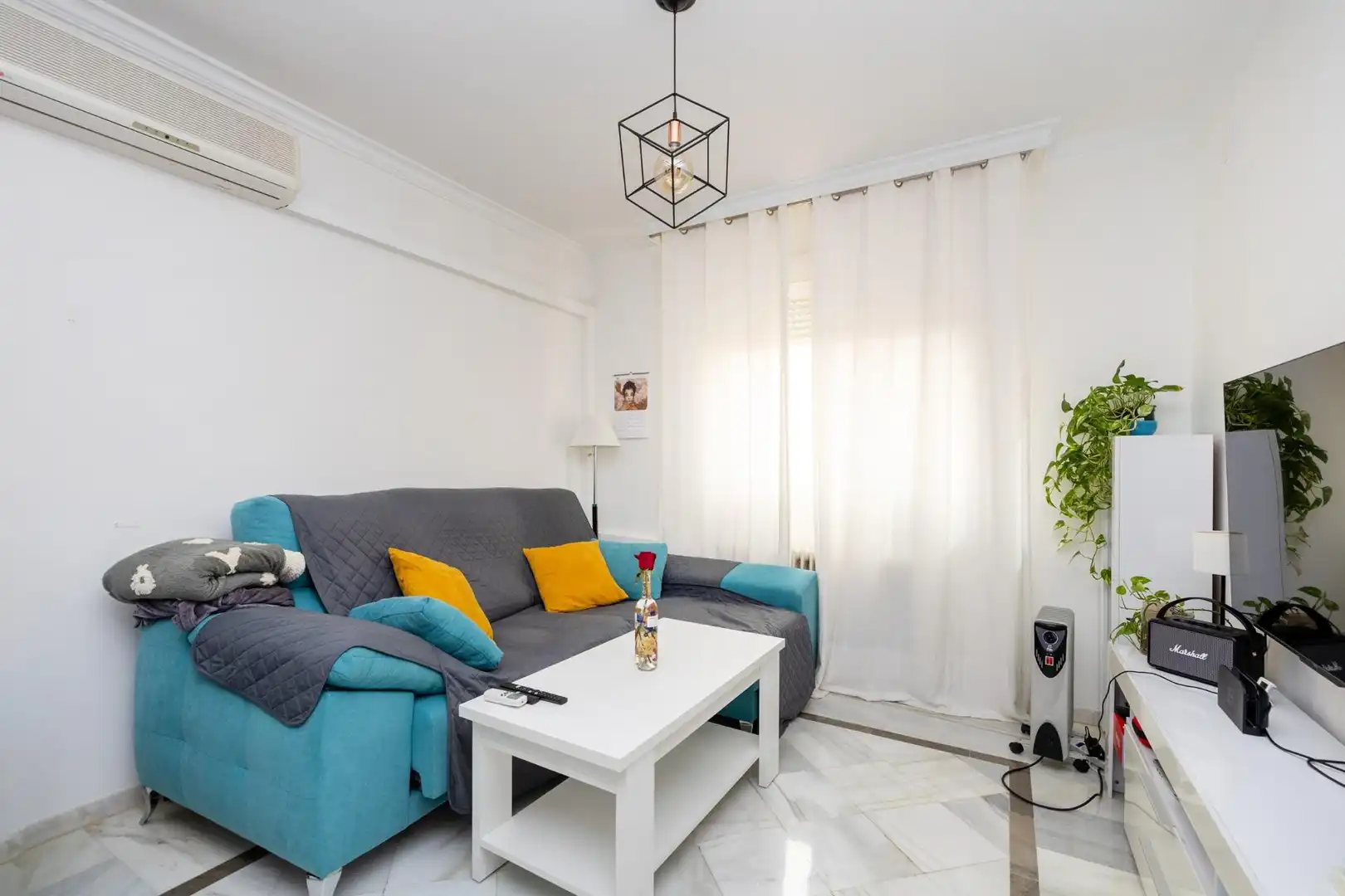 Piso con terraza en venta en Calle GONZALO DE BERCEO 12, imagen 5