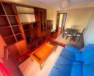 Living room of Flat for sale in Salamanca Capital  with Heating and Balcony