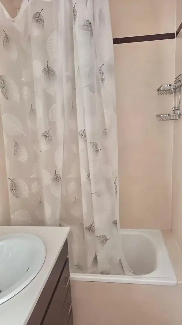 Schlafzimmer von Wohnung zur Miete in Granada