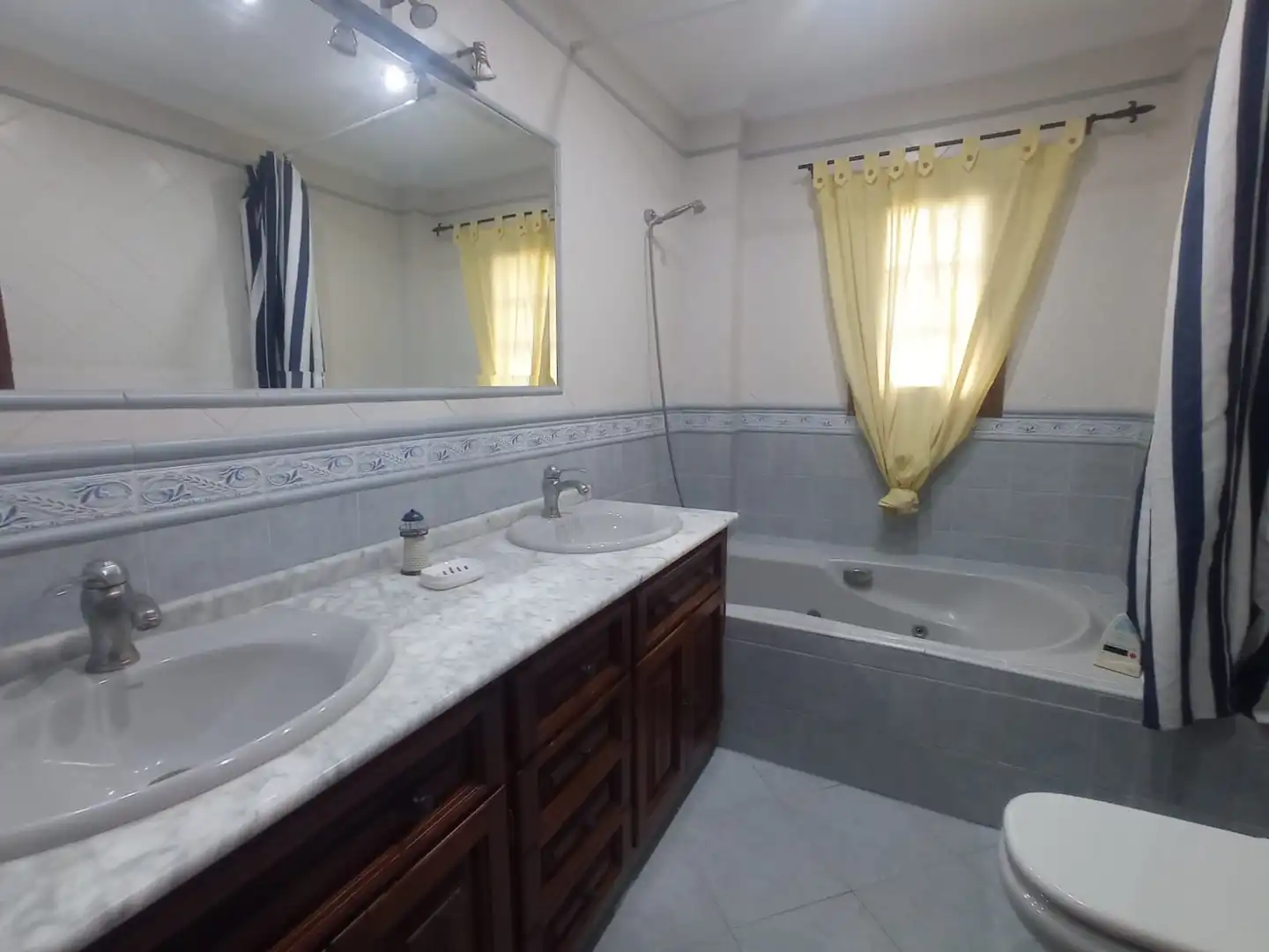Chalet con terraza en venta en Las Lagunas, imagen 49