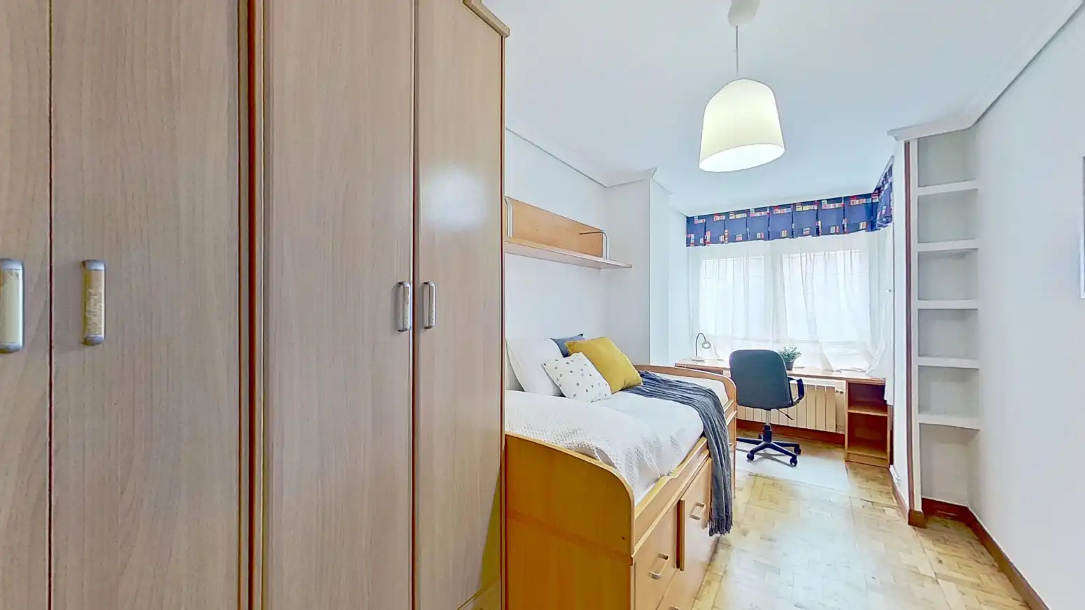 Flat for sale in CL FERNANDO RIOS, Los Castros