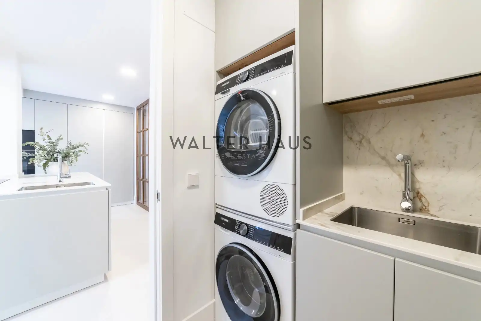 Flat with terrace for sale in Calle de Casado del Alisal, imagen 33