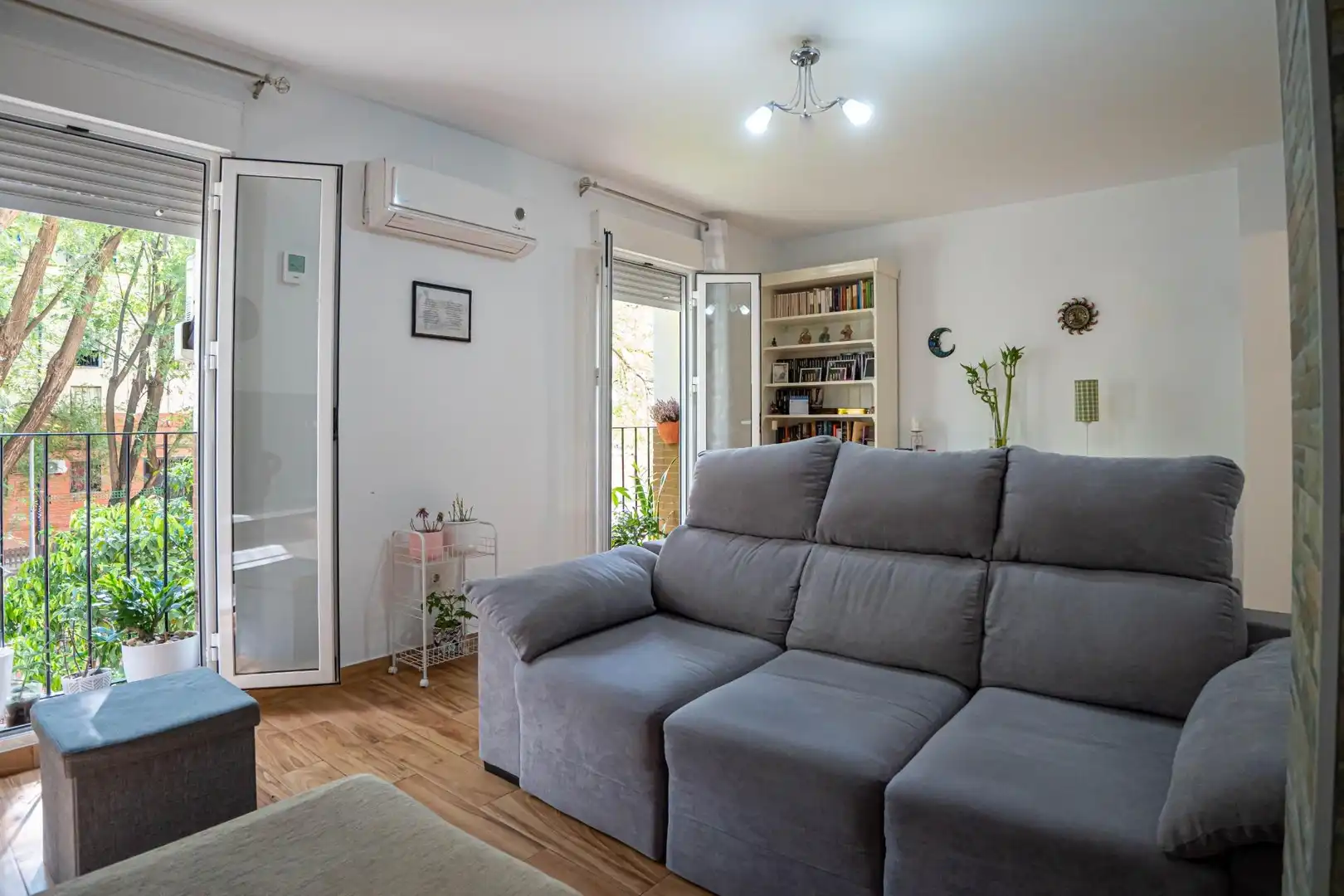 Sala de estar de Piso en venta en  Sevilla Capital con Aire acondicionado