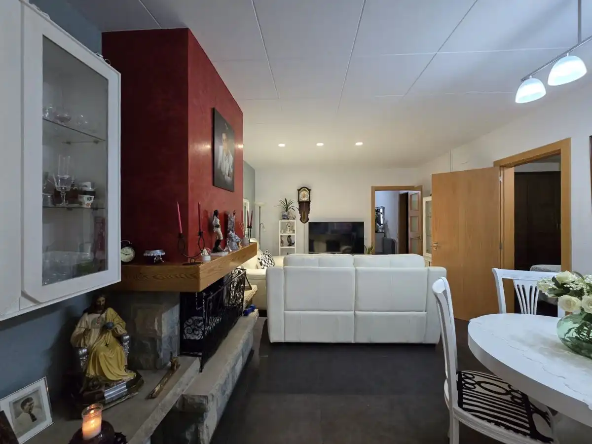 Sala de estar de Casa o chalet en venta en La Garriga con Aire acondicionado, Calefacción y Terraza