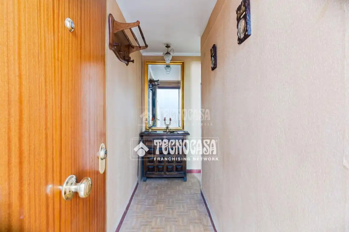 Piso en venta en Madrid con Balcón