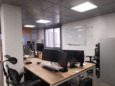 Oficina amb ascensor de lloguer a Carrer d'Entença