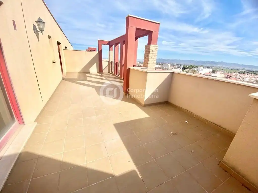 Penthouse with lift for sale in Puerto Lumbreras