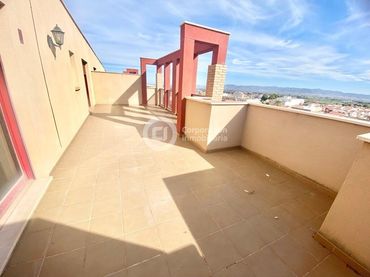 Penthouse with lift for sale in Puerto Lumbreras