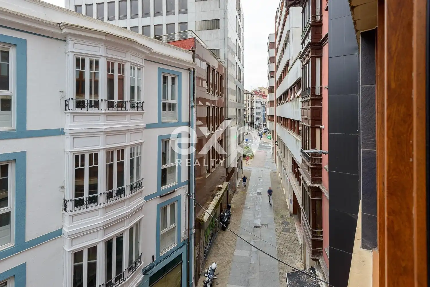Vista exterior de Oficina en venda en Gijón 