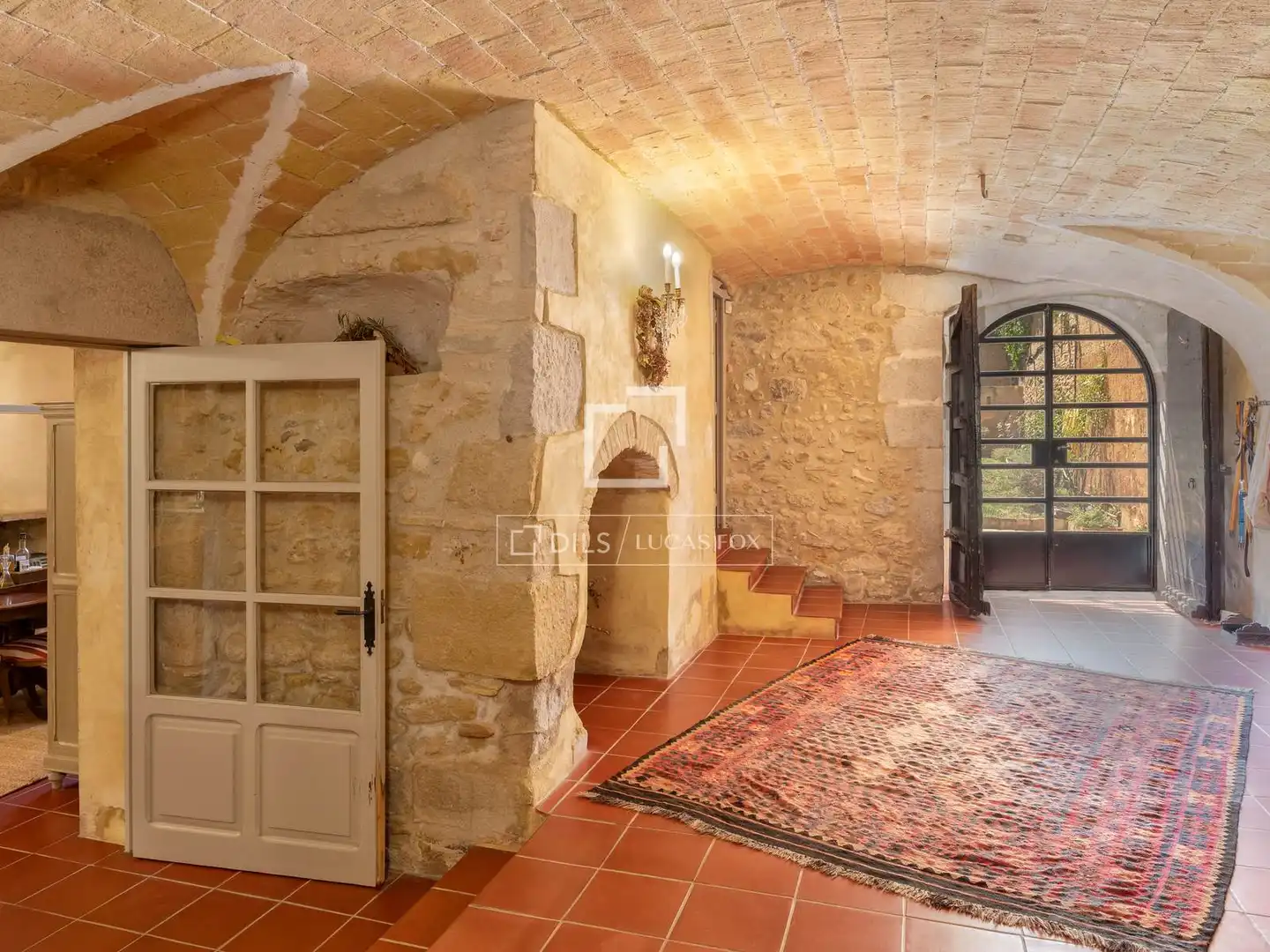 Finca rústica en venta en Garrigàs con Aire acondicionado, Calefacción y Jardín privado