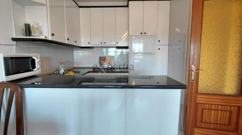 Foto 5 de Piso en venta en Alexandre Boveda, A Pobra do Caramiñal, A Coruña