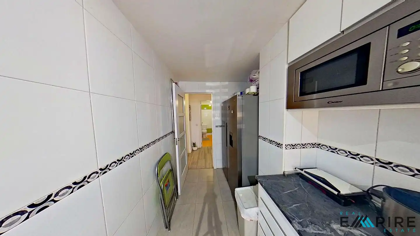 Cuina de Planta baixa en venda en Yuncler amb Parquet