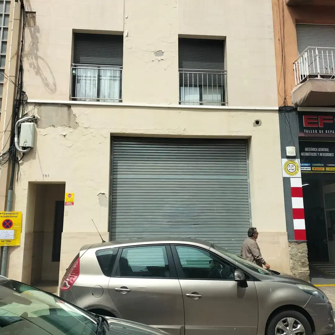 Local commercial à vendre à Carrer CORRO