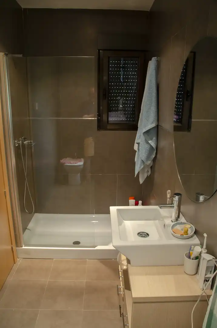 Baño de Finca rústica en venta en La Adrada  con Jardín privado, Terraza y Piscina