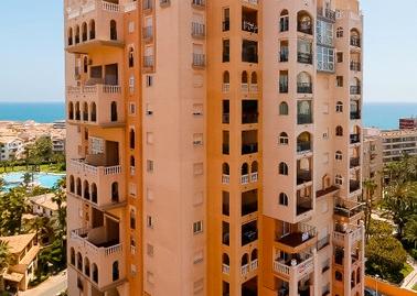 Photo 4 of Flat for sale in Avenida Roentgen, 5, Zona Playa de los Locos, Alicante