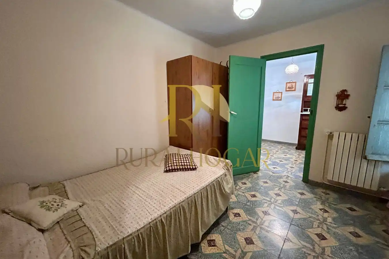 Bedroom of Houses for sale in Villazala  with Storage room