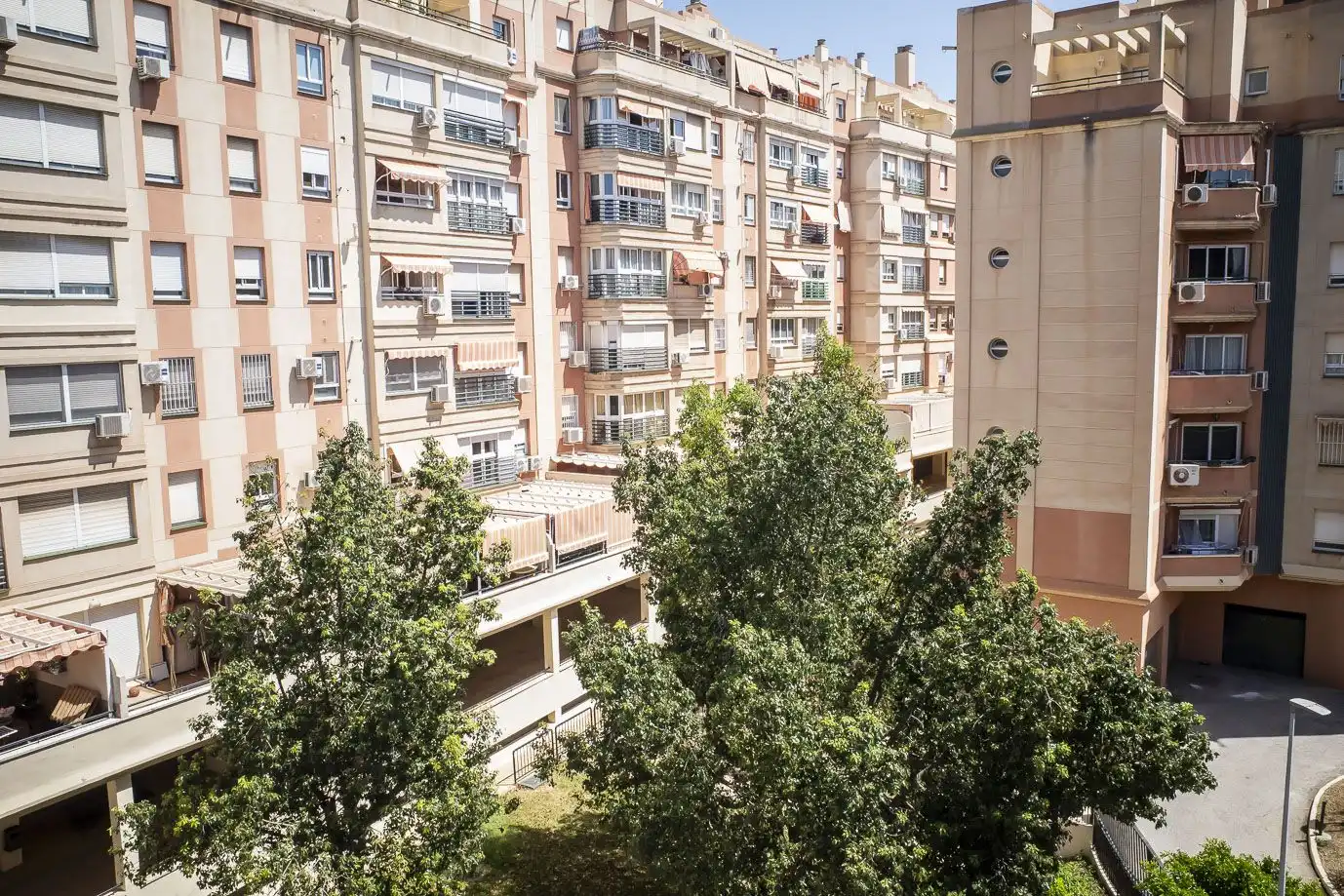 Außenansicht von Wohnung zum Verkauf in Málaga mit Klimaanlage, Terrasse und Abstellraum
