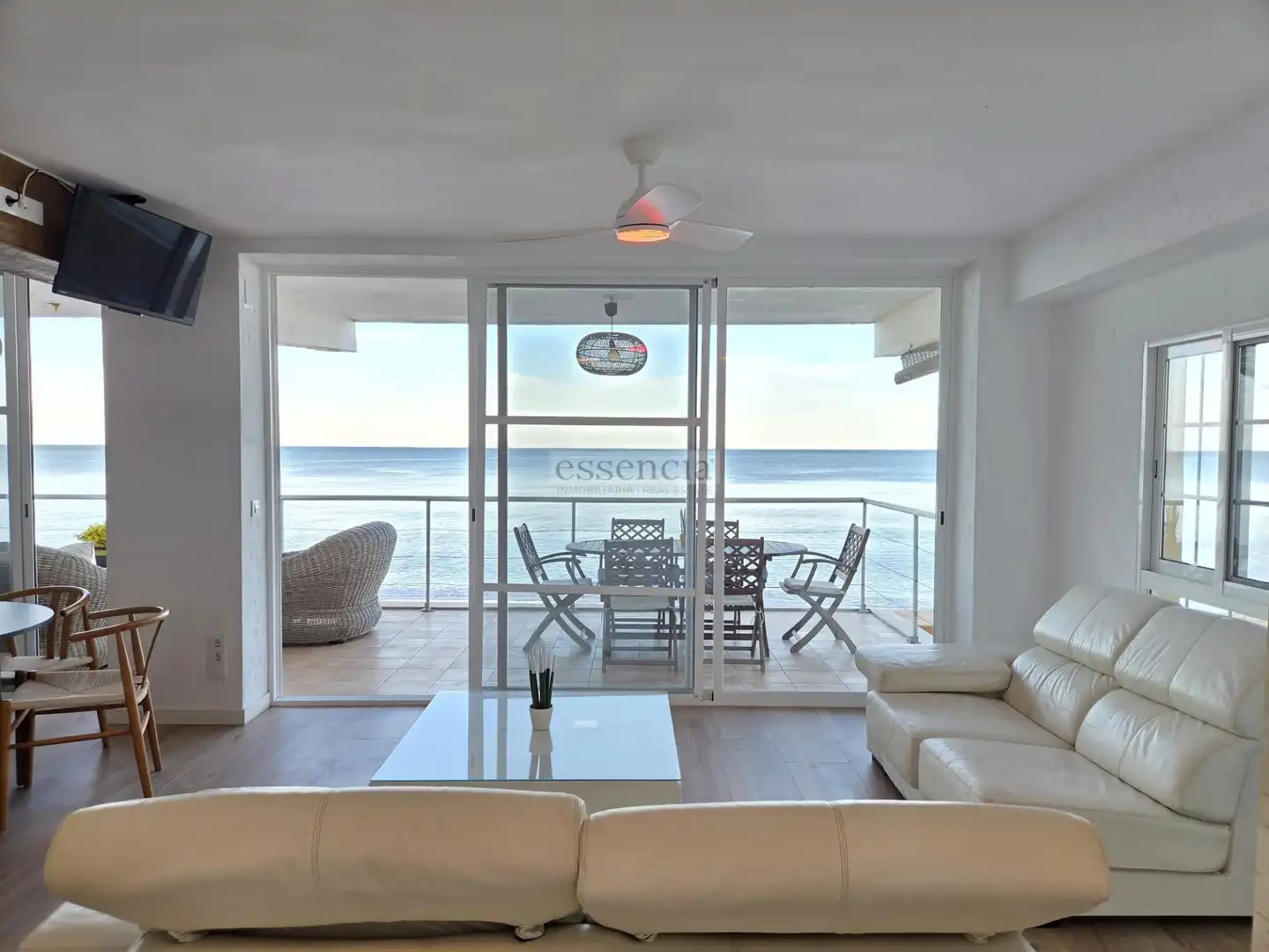 Sala de estar de Apartamento en venta en Tavernes de la Valldigna con Terraza y Balcón