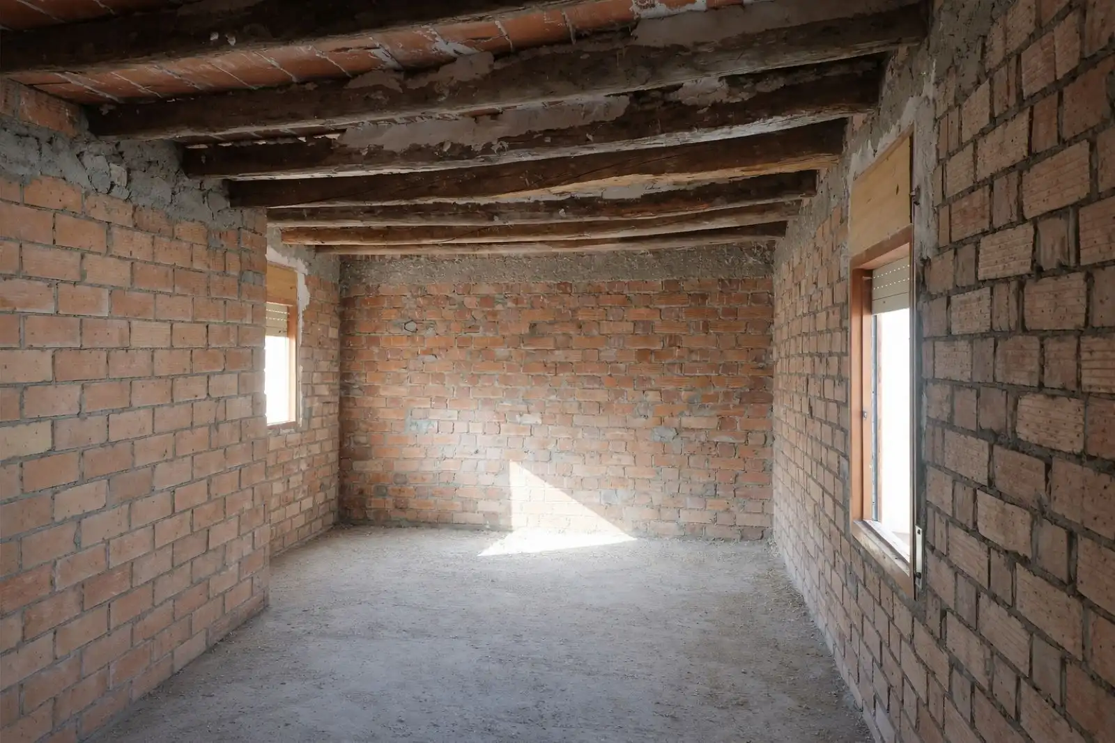 Country homes for sale in Tolva