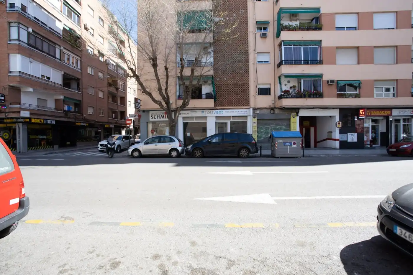 Local en venta en Arabial, 75, Camino de Ronda