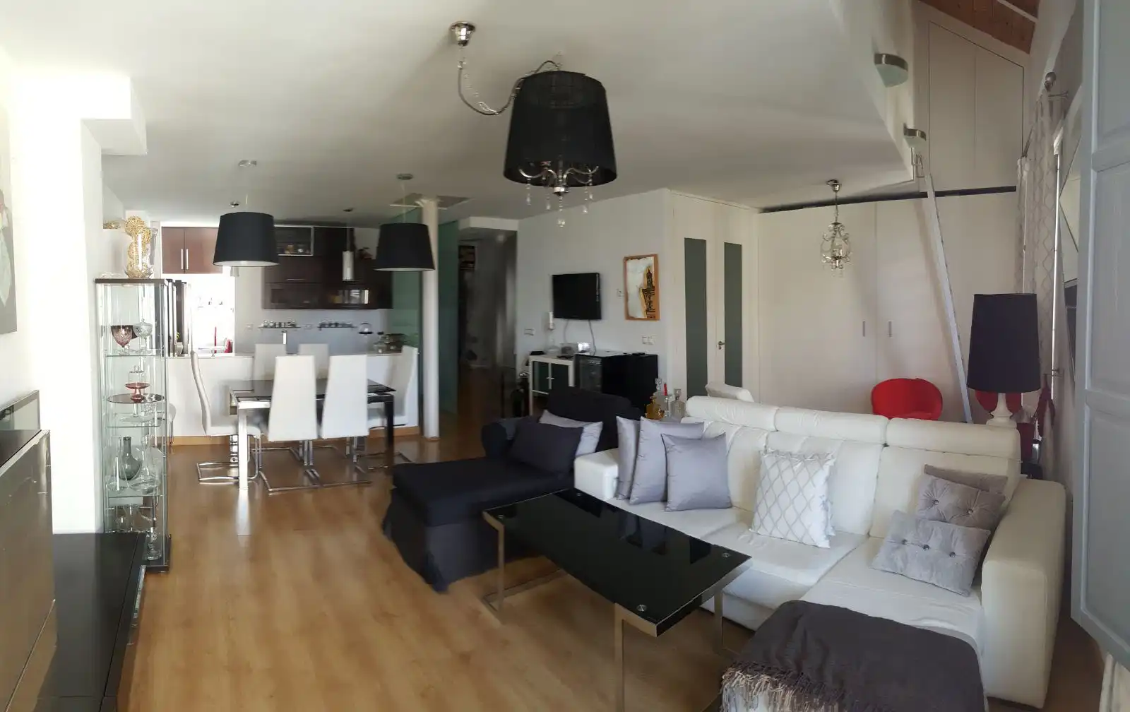 Sala d'estar de Dúplex en venda en Úbeda amb Aire condicionat, Calefacció i Jardí privat