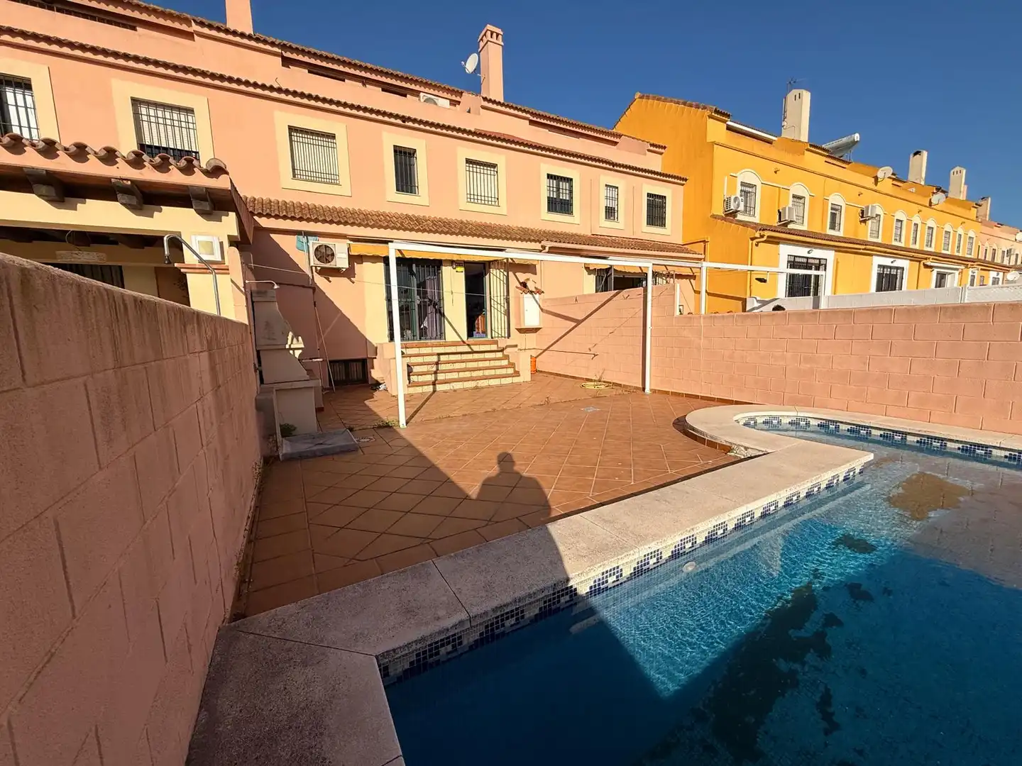 Piscina de Casa adosada en venda en Algeciras amb Piscina