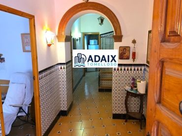 Casa en venda a Alhambra