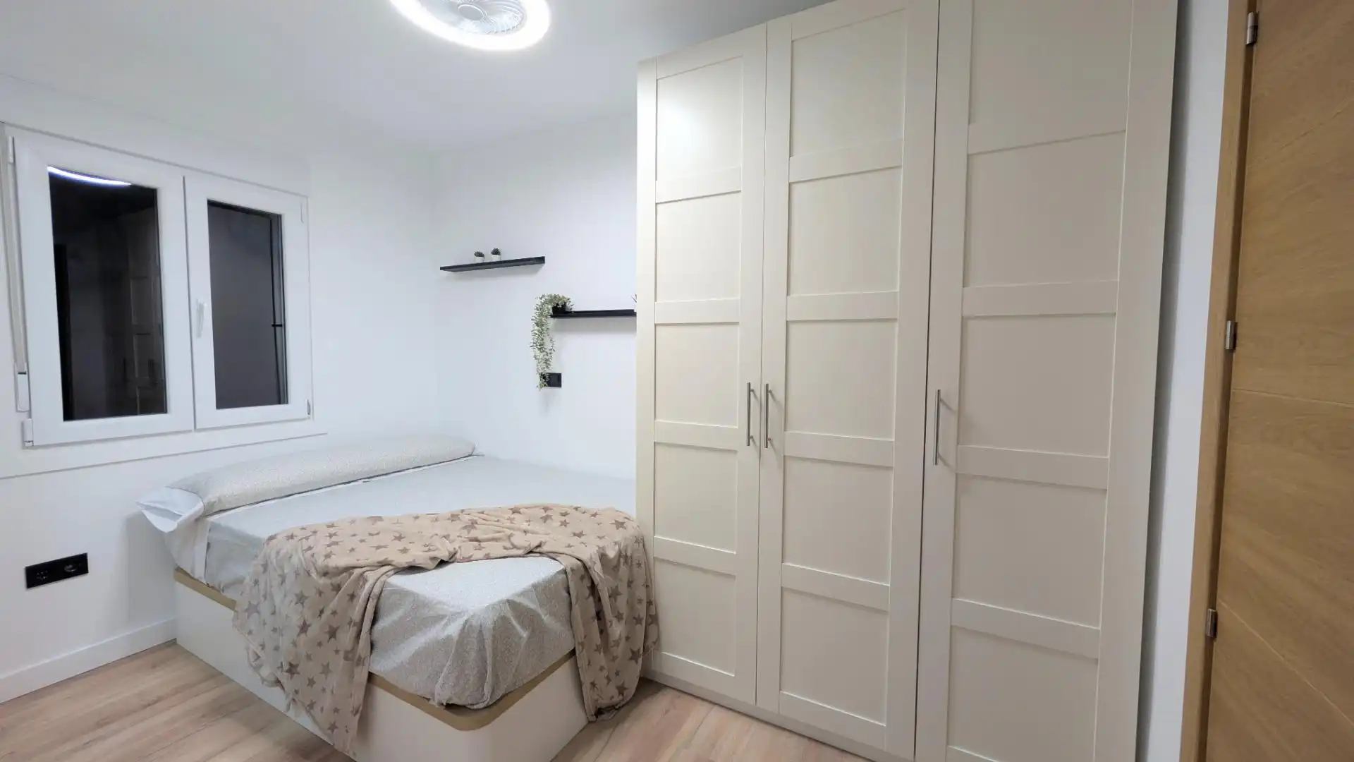 Habitació a Calle Calle Doctor Caro, 12, Pont Nou - Corazón de Jesús