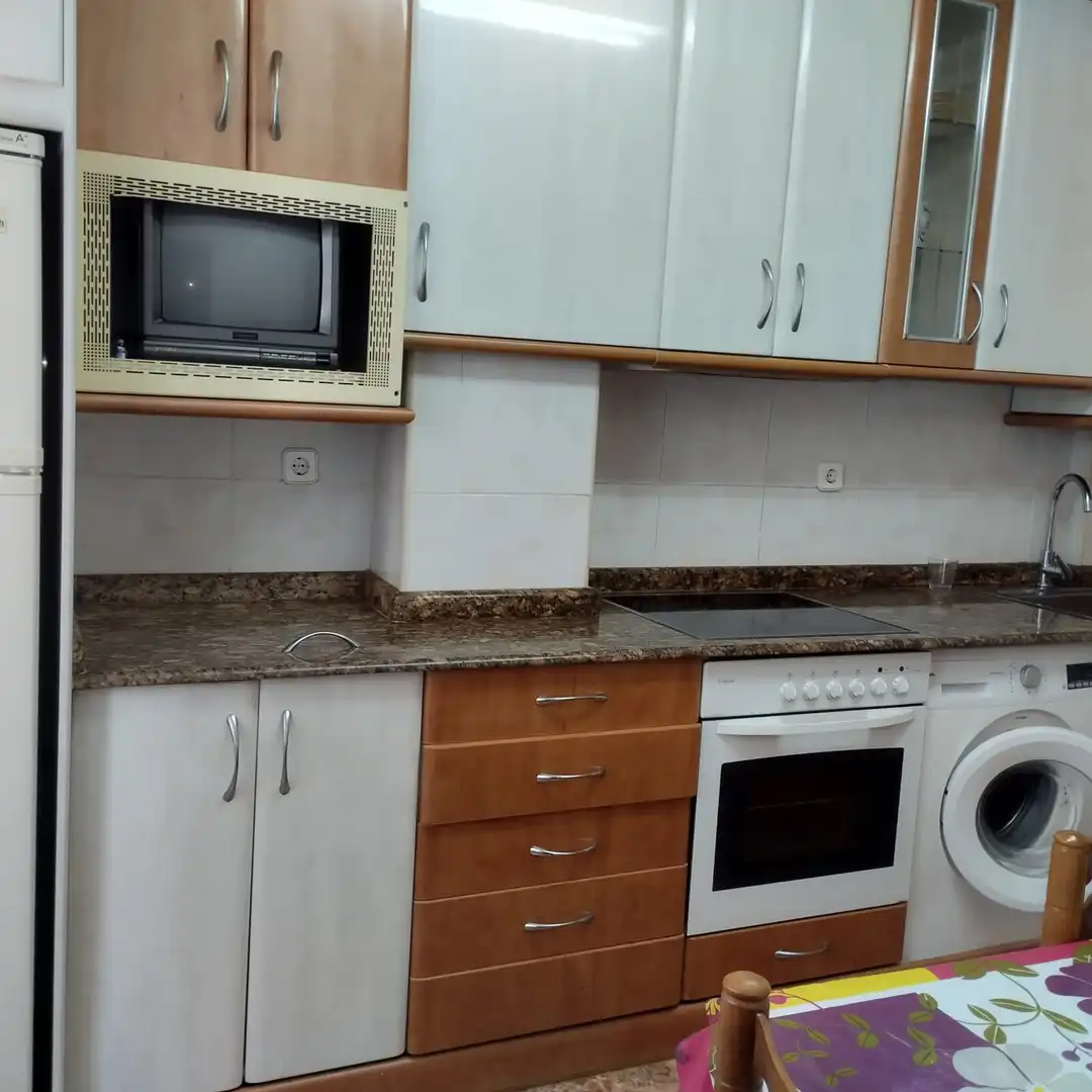 Kitchen of Flat for sale in  Logroño  with Furnished and Balcony