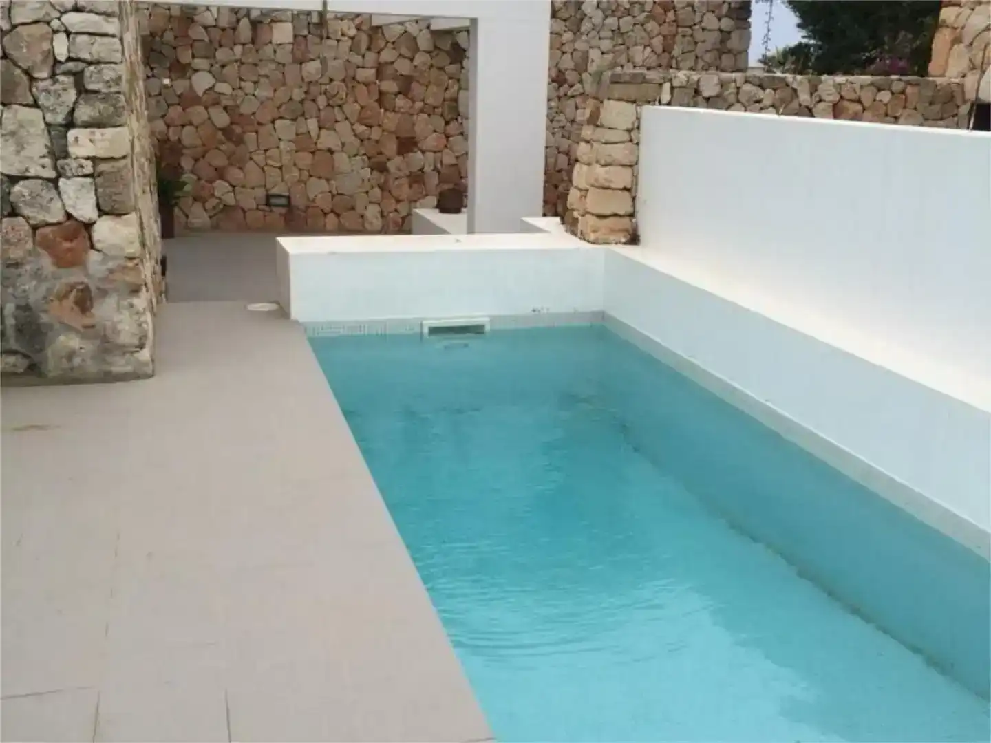 Swimming pool of Flat for sale in Ciutadella de Menorca  with Air Conditioner, Private garden and Swimming Pool