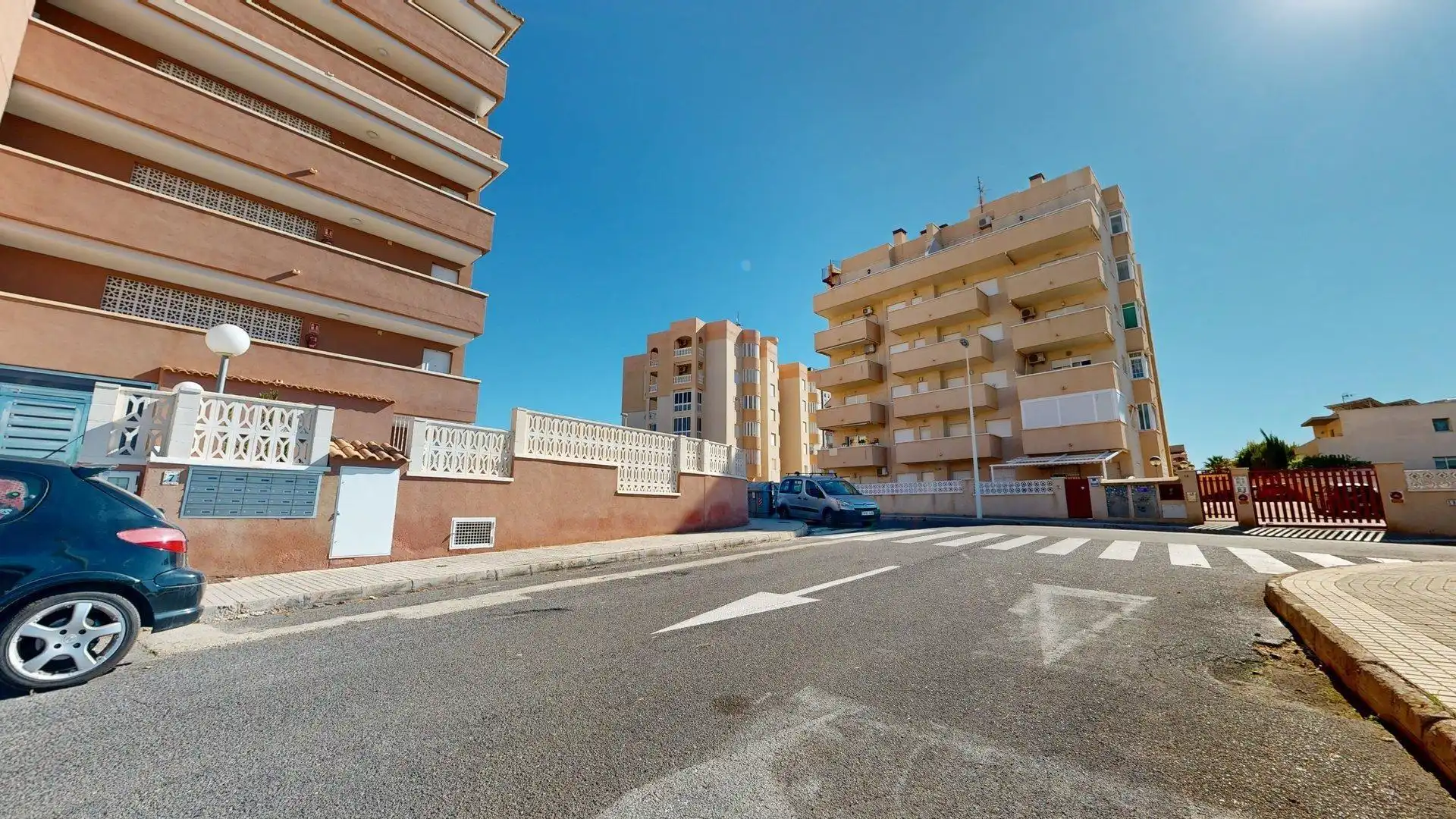 Aparcament de Apartament en venda en Elche / Elx amb Aire condicionat, Terrassa i Moblat