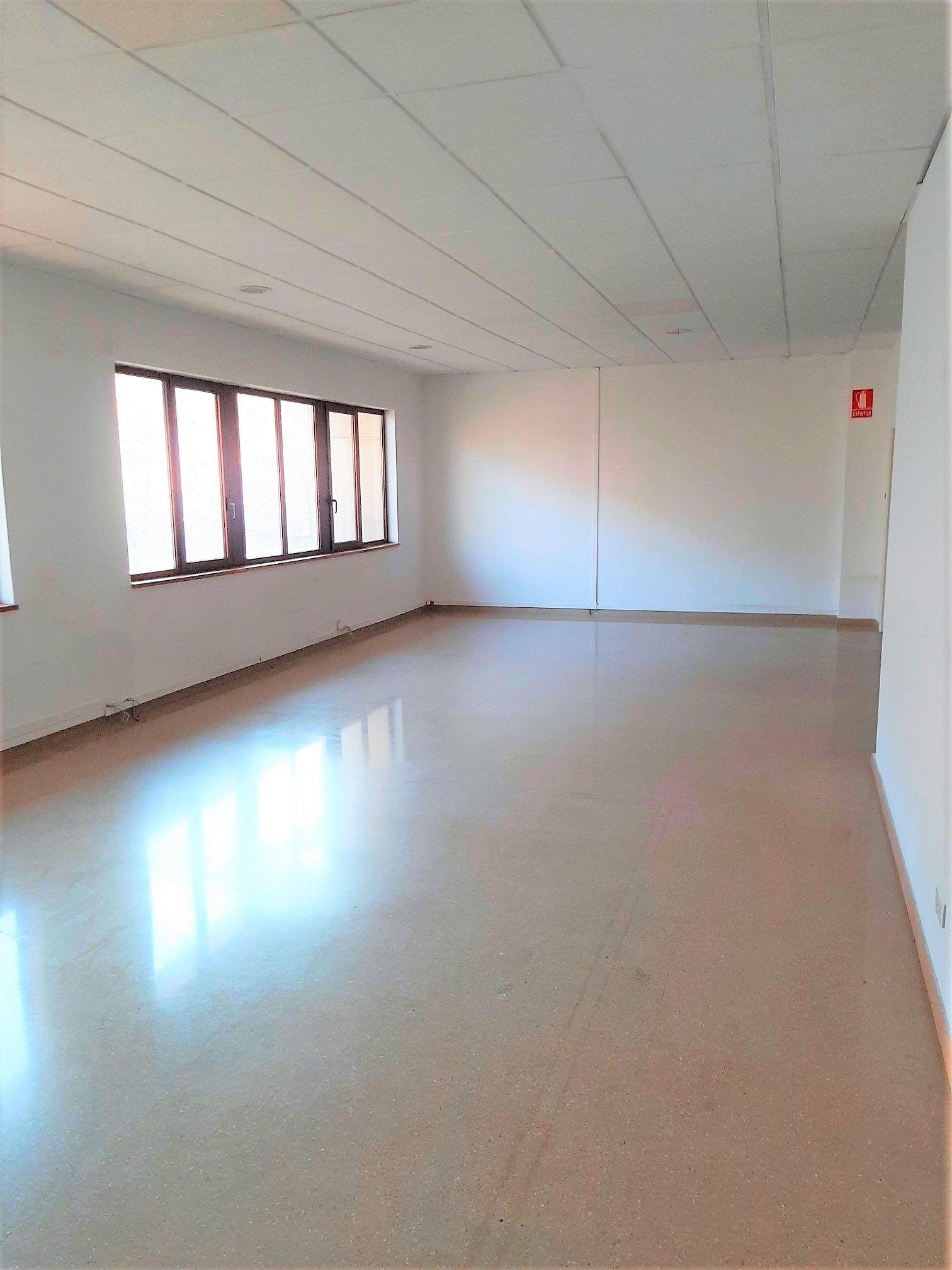 Office to rent in Cornellà de Llobregat