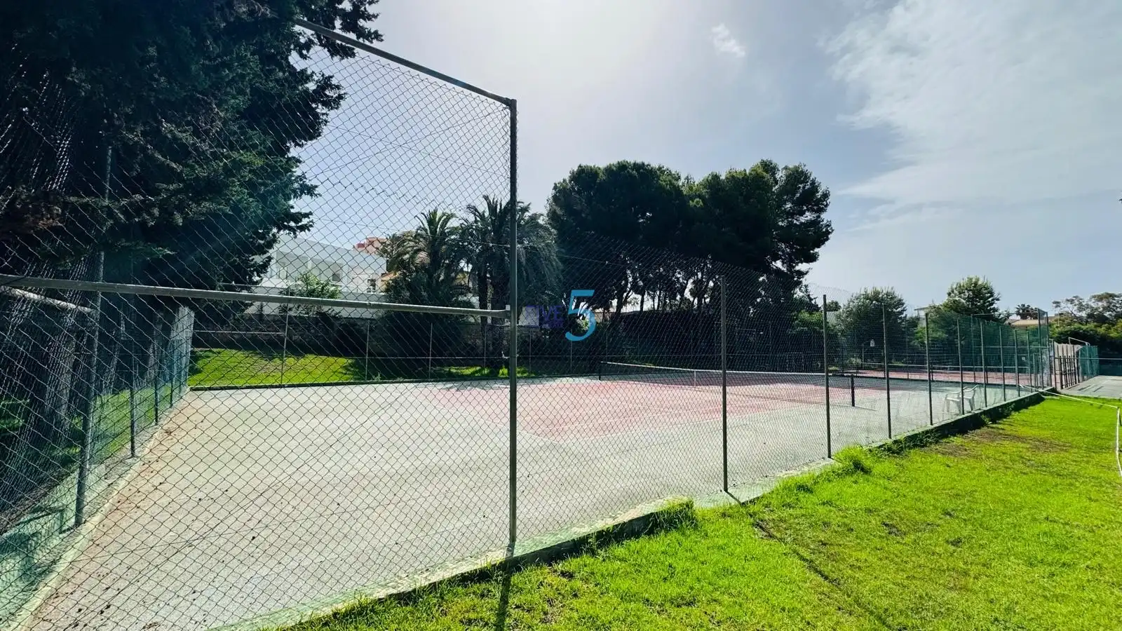 Aparcament de Casa o xalet en venda en Orihuela amb Aire condicionat, Terrassa i Traster