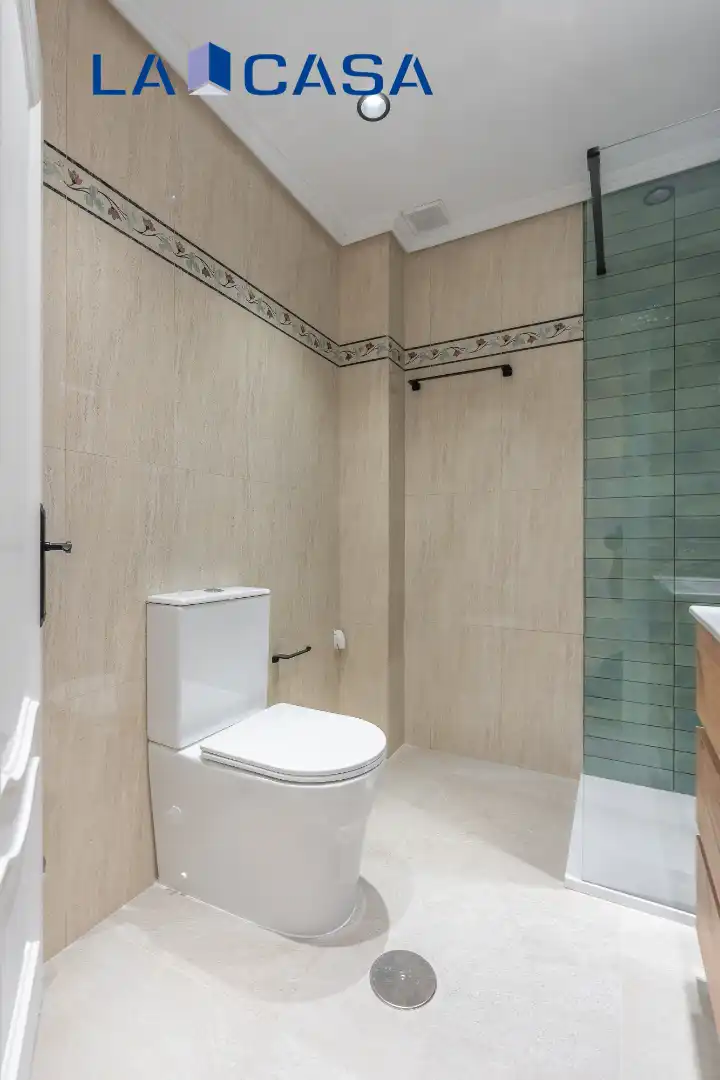Flat with lift for sale in Calle de Tomás Borrás, imagen 24