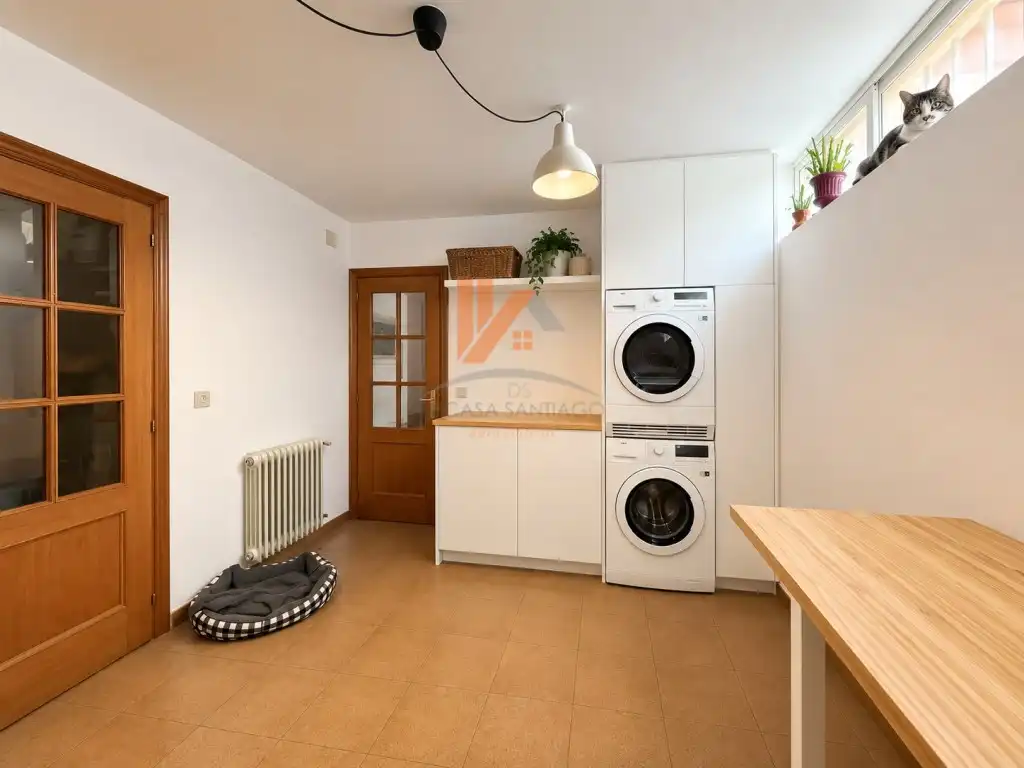 Casa adosada en venta en Brión con Jardín privado, Trastero y Horno